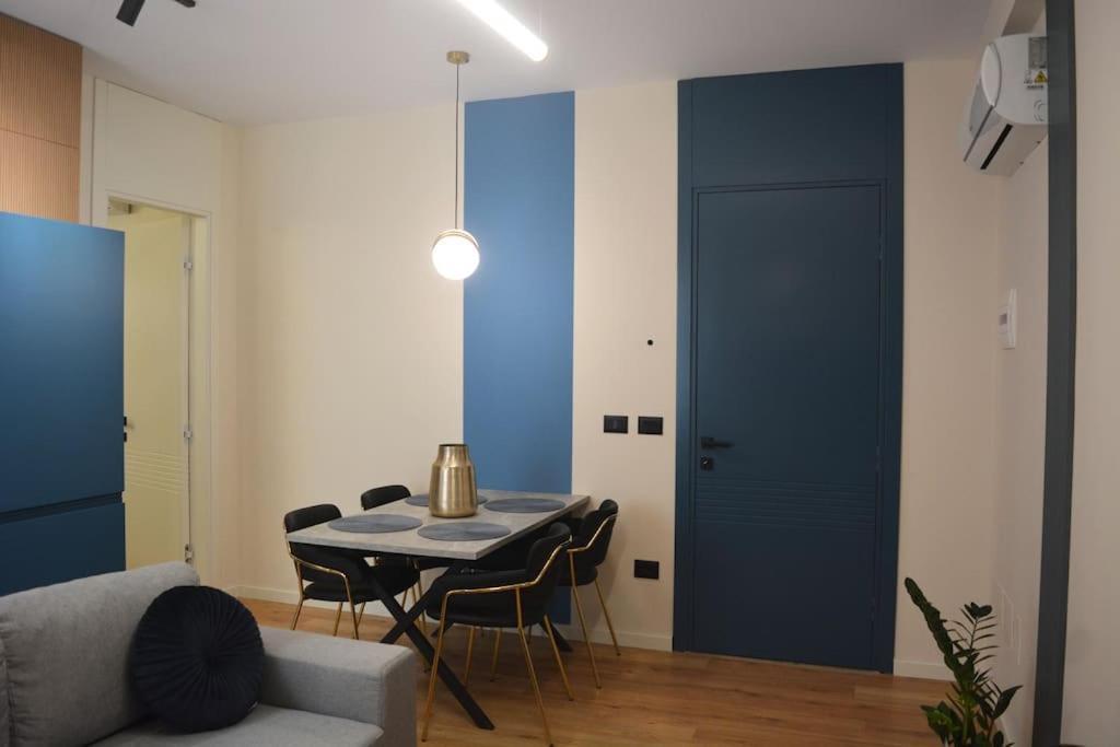 Sphinx Apartment Durres Bagian luar foto